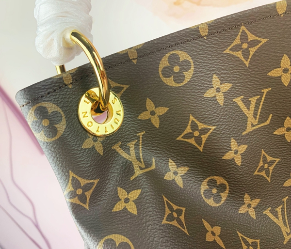 ルイヴィトンバッグ内部構造